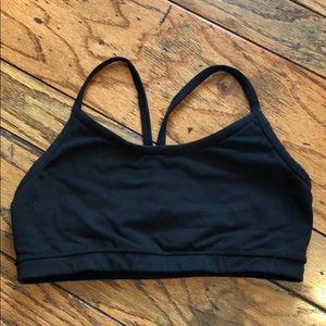 Lululemon euc size 6 flow Y sports bra